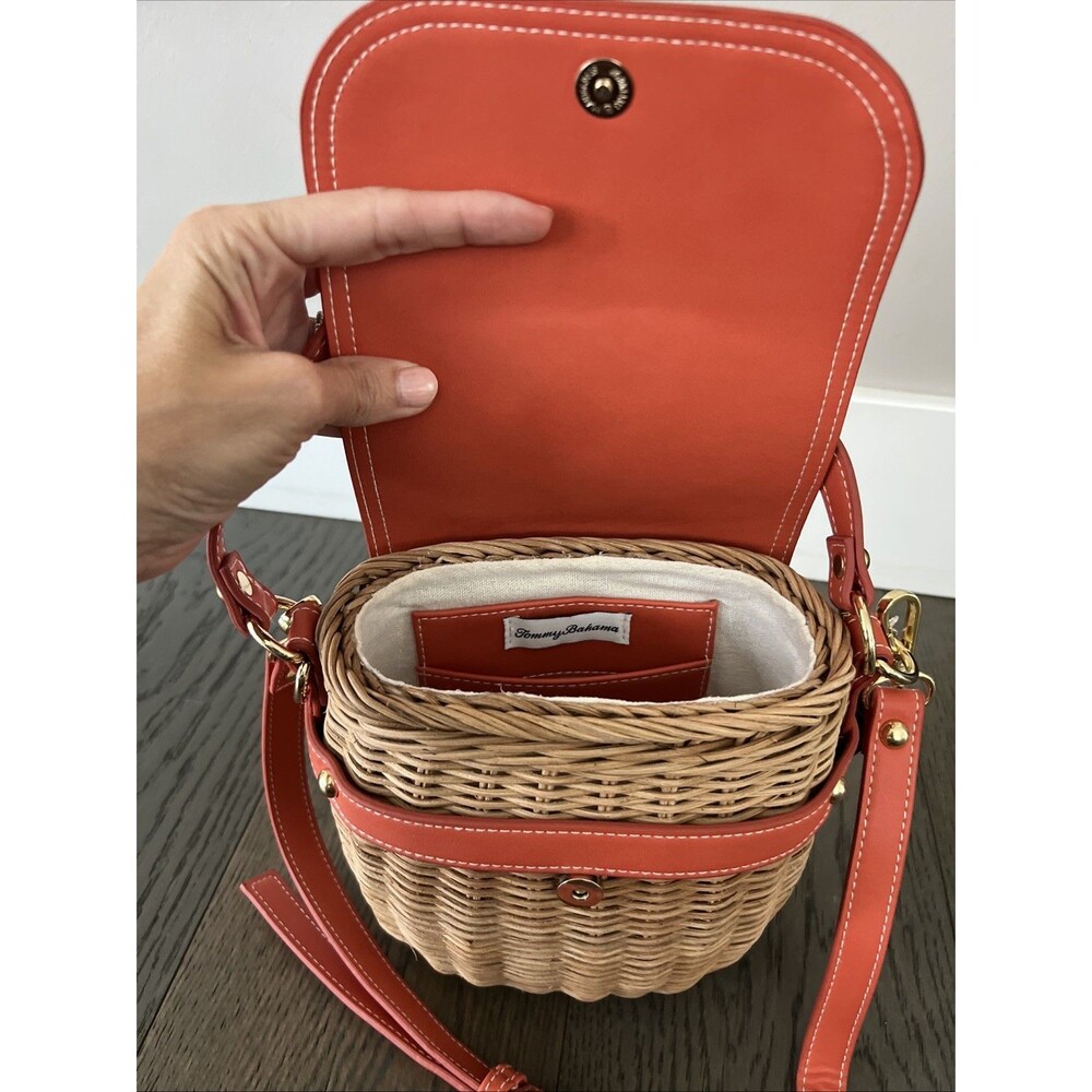 TOMMY BAHAMA Flap Picnic Basket Cross-body Straw Bag Coral Leather Studs NWT - Picture 7 of 8